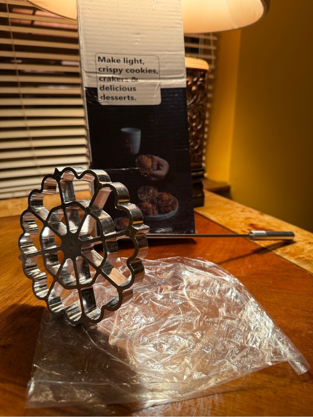 Mold for Wind Fritters Scandinavian Rosettes
